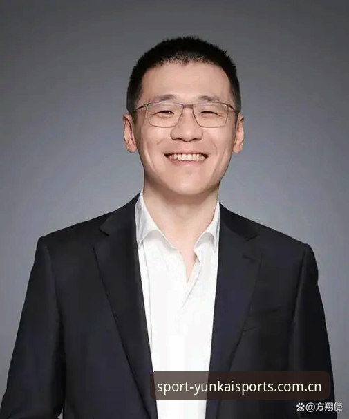 陈磊换了三台设备，才在朋友的推荐下点开了那个V3版本。起初他没抱什么期望——市面上叫“体育”的网站多了去了，但要么卡成PPT，要么数据滞后到能让你错过半场球。结果呢？他盯着屏幕上飞速刷新的实时赔率，愣是没舍得关掉页面。朋友发来消息问“怎么样”，他只回了一句：“行内人确实没骗我。”