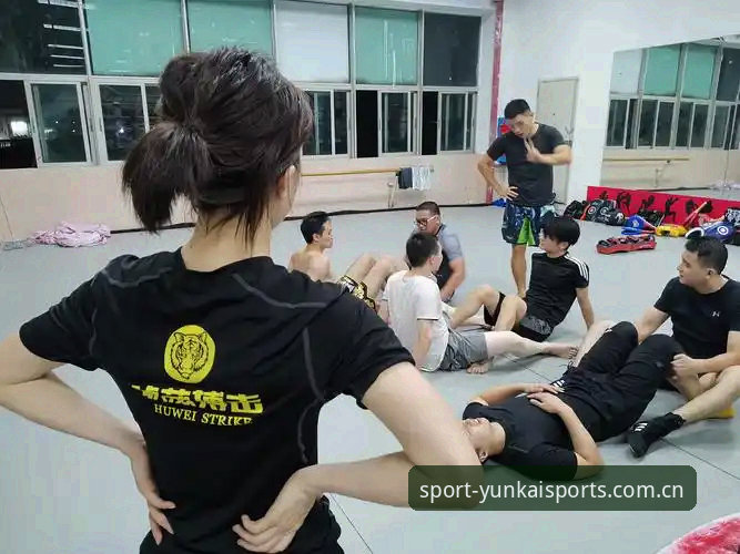 官网直接下载还是第三方渠道？云开体育平台APP的V3与CN站体验对比